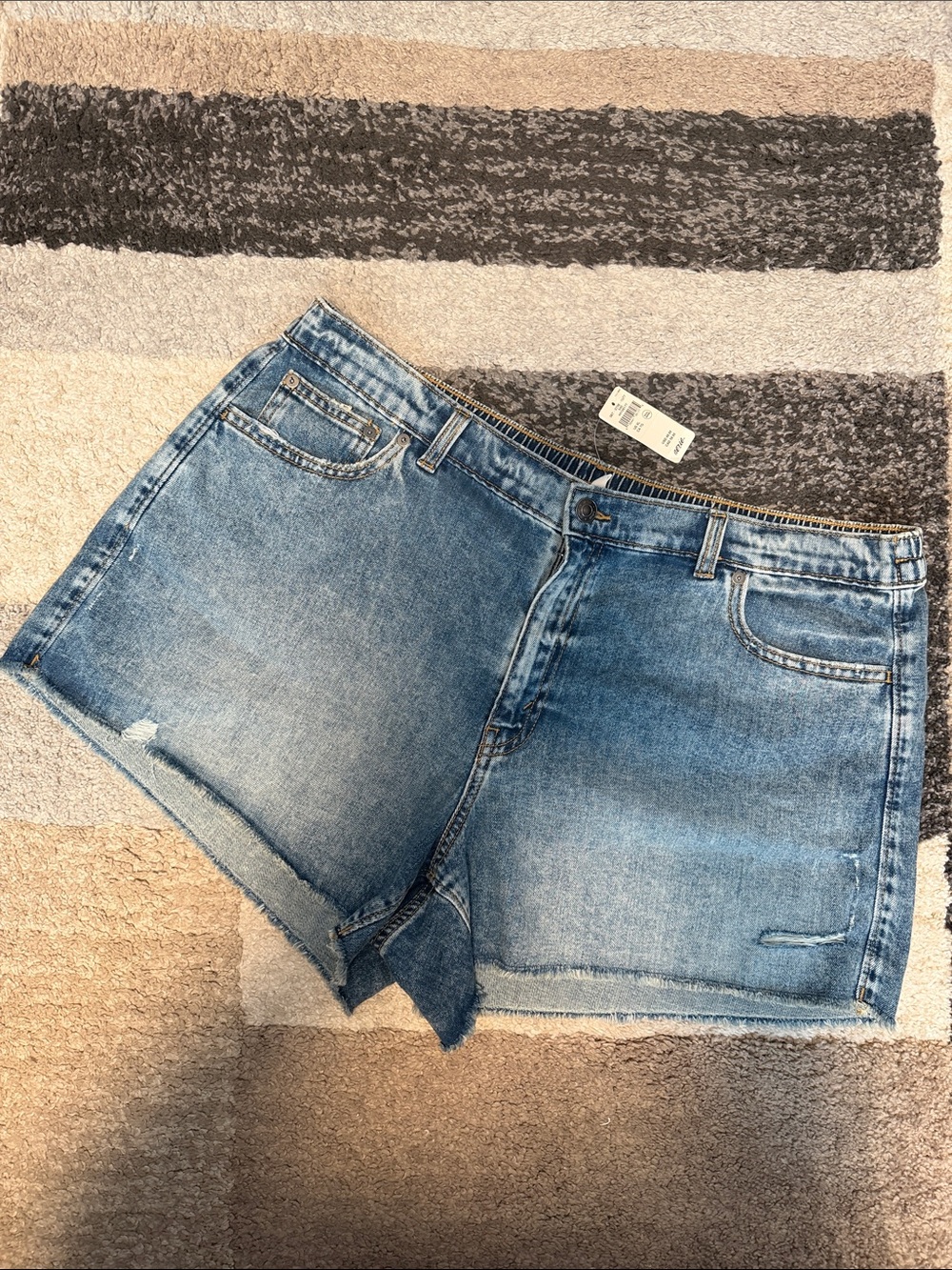 Aerie Daydream Denim Shorts, medium indigo wash, size XL NWT!